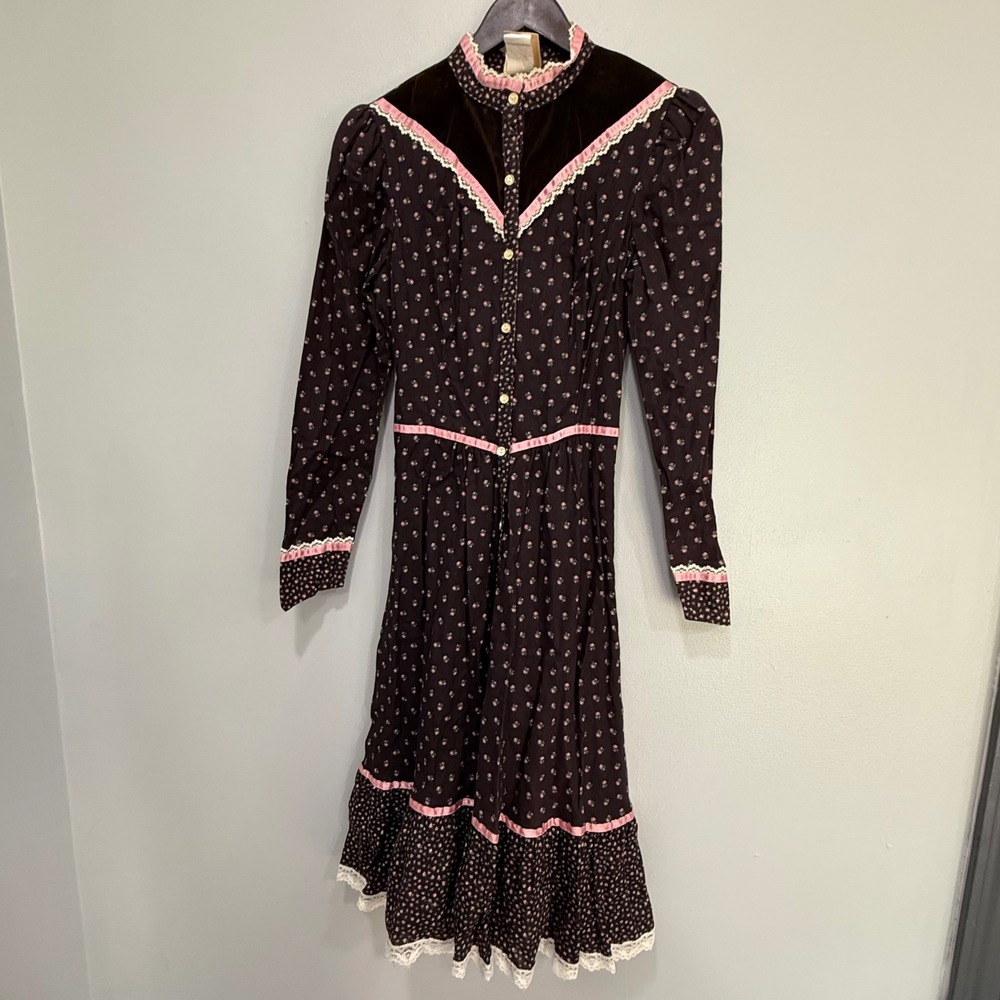 Vintage 70s Eber San Francisco Floral Prairie‎ Dress cottage core ditsy